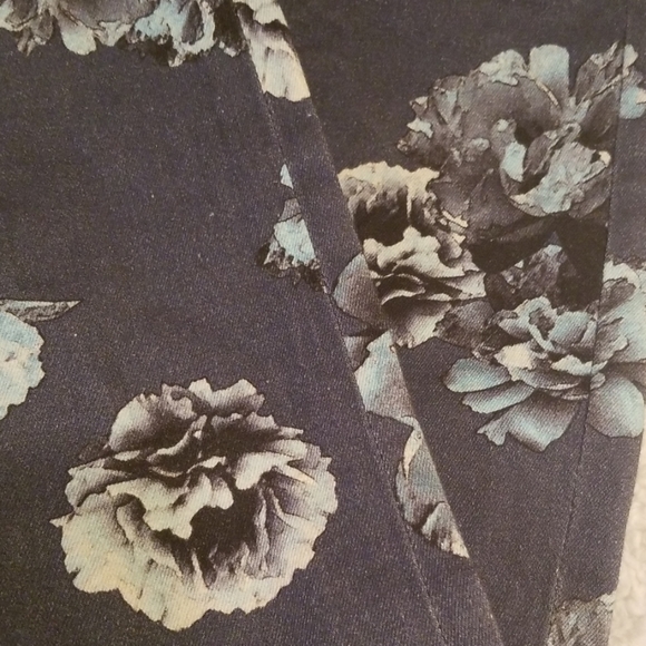 🔥NWT Hudson Nico Mid Rise Super Skinny Jeans - Picture 4 of 11